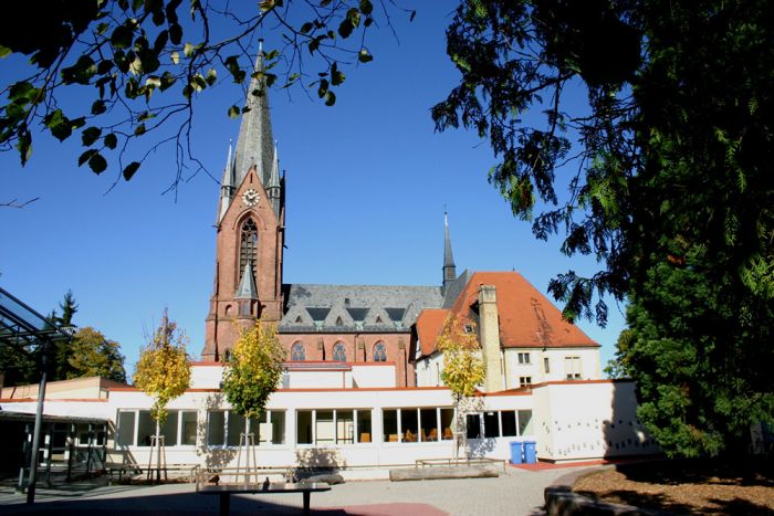 Foto der Kirche in Rheinsheim