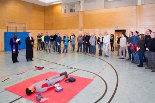 Defibrillator Huttenh (3).jpg
